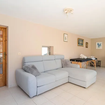 Dels Ocells Nyaraló