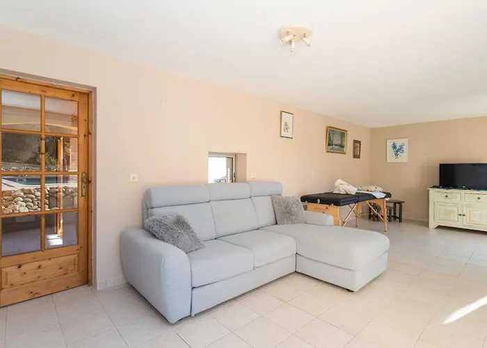 Dels Ocells Holiday home